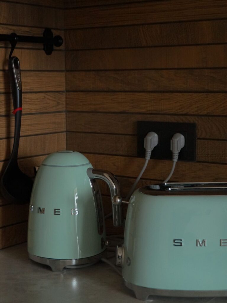 electric kettle and toaster